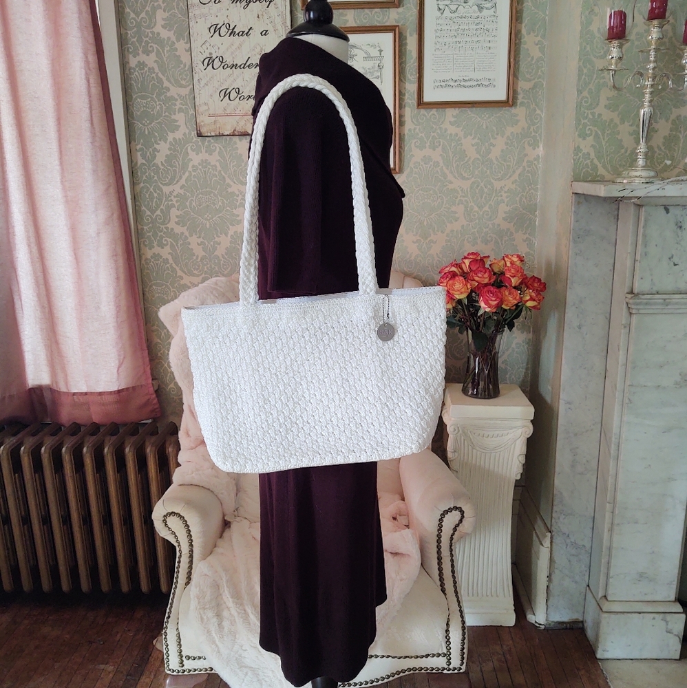 The Sak Purse